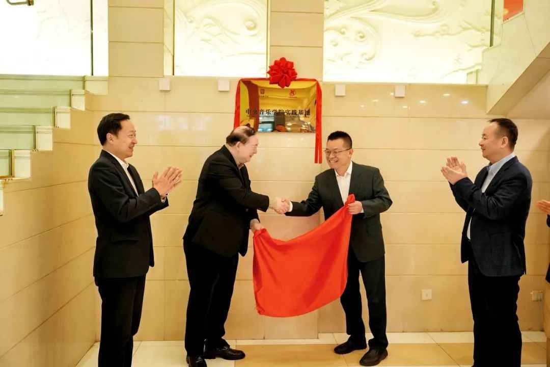 640.jpg 图片